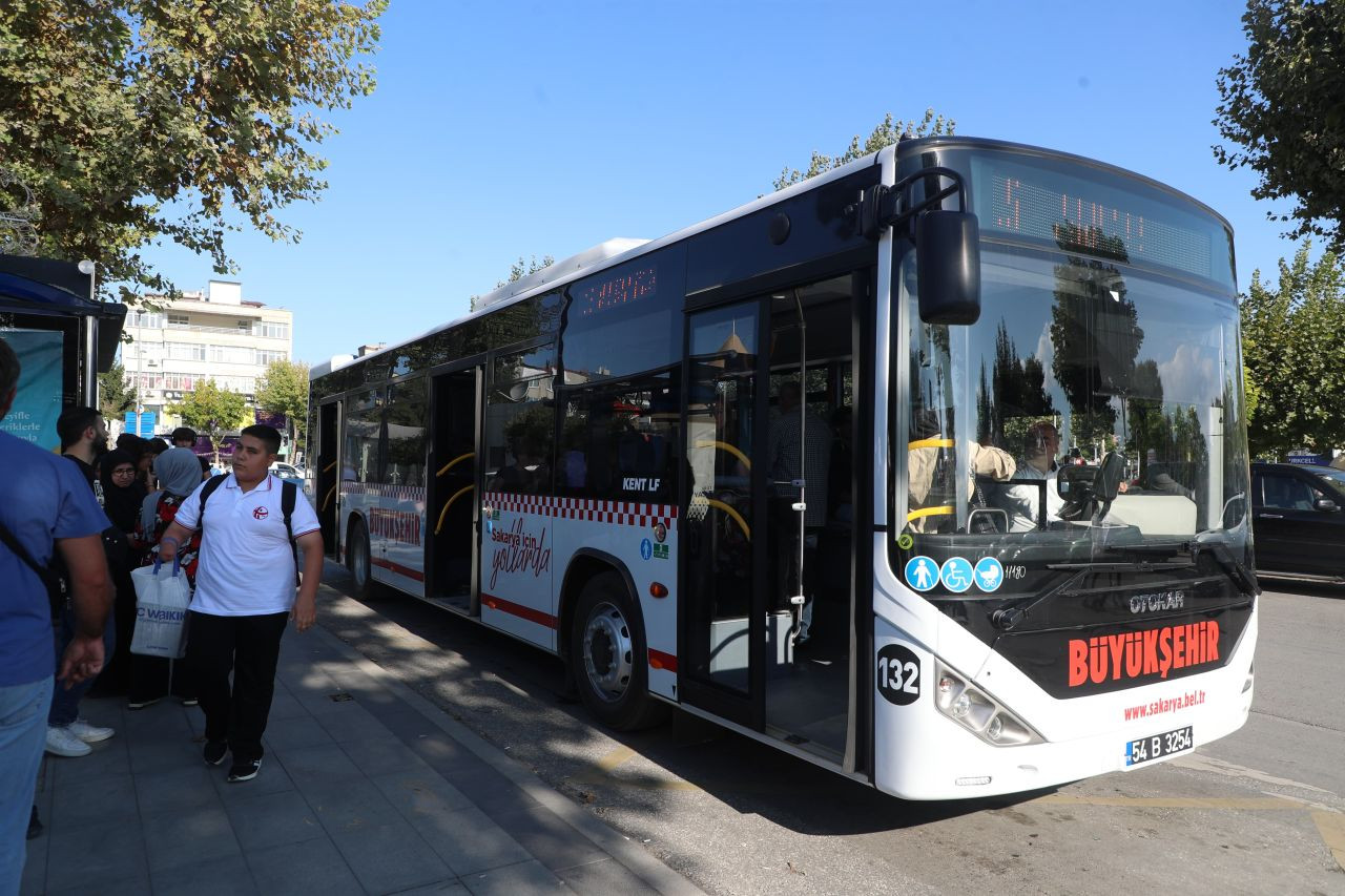 Büyükşehir’in ücretsiz ve indirimli tarifesine öğrencilerden yoğun ilgi - Sayfa 8