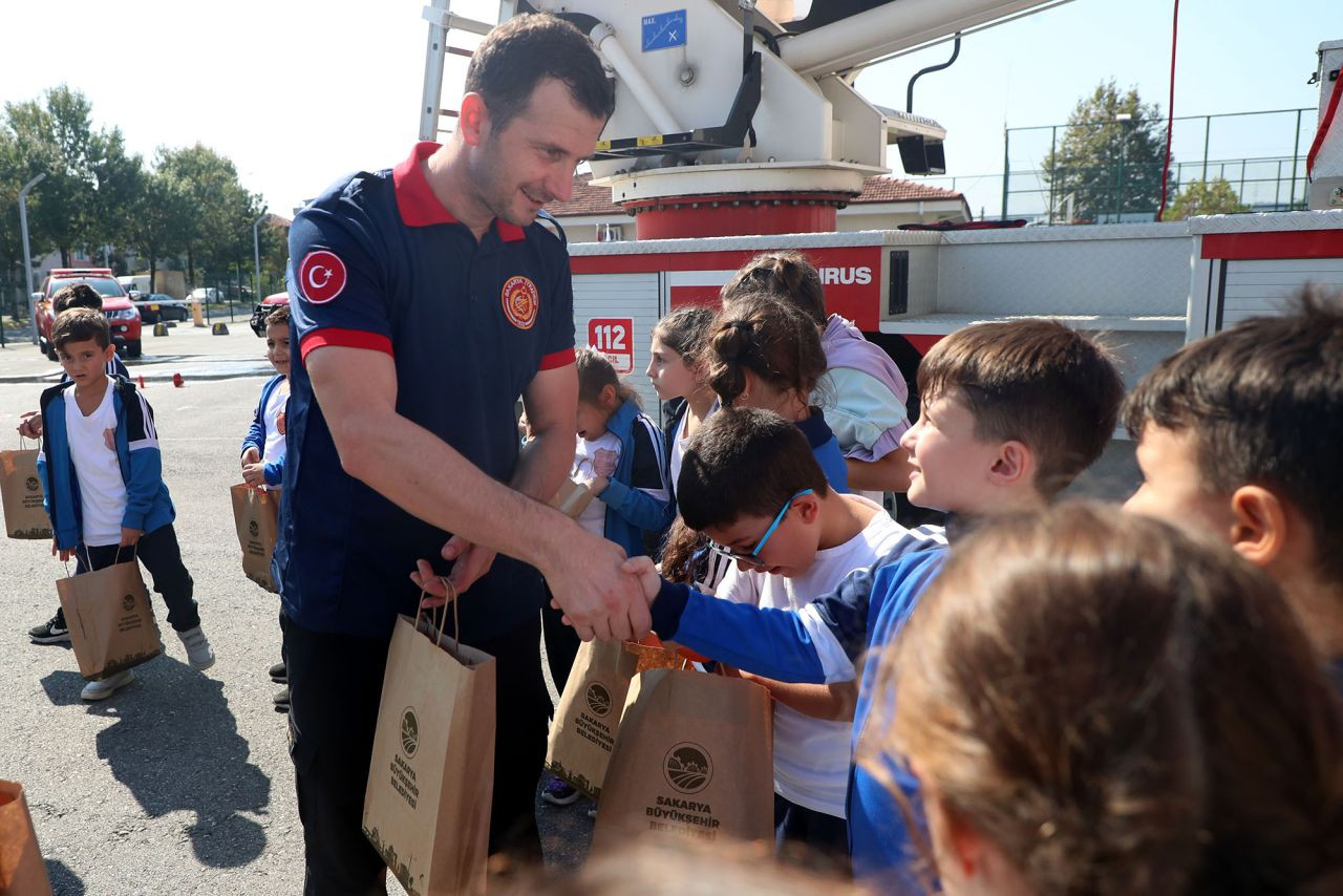 Minik Kahramanlar nefes kesti - Sayfa 21