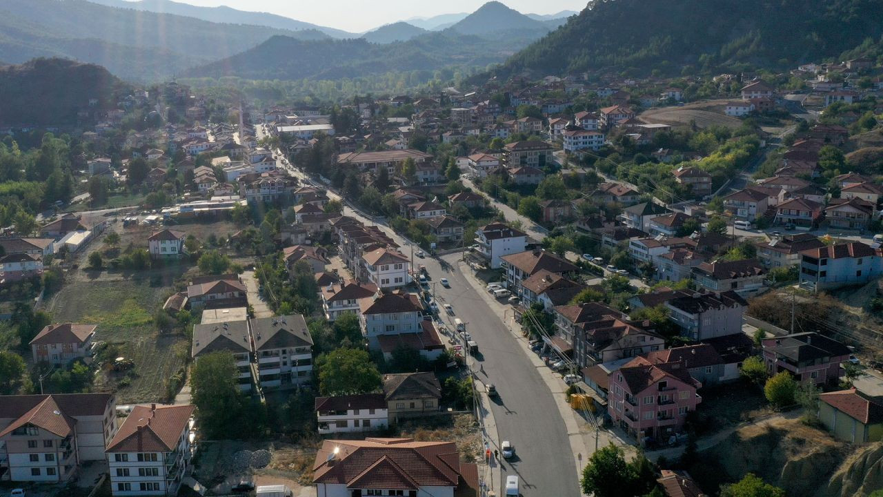 Taraklı’da Yenilenen Yollar Vatandaşlardan Tam Not Aldı - Sayfa 9