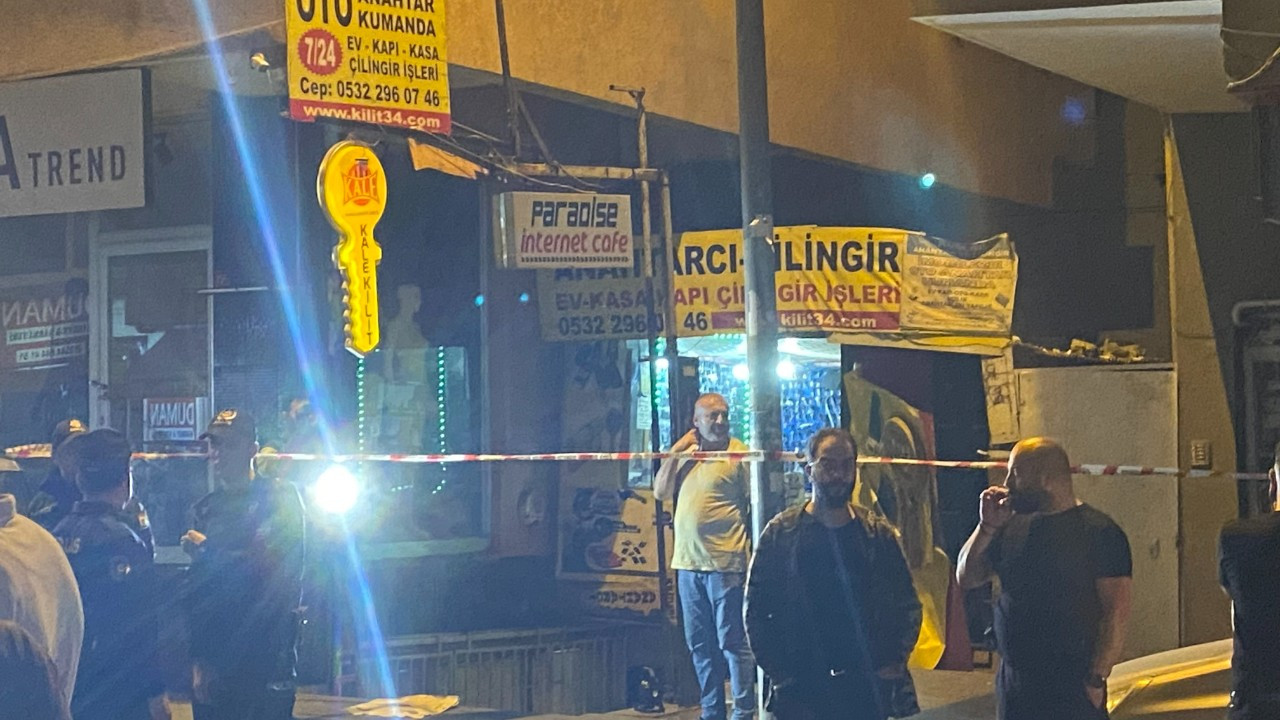 Küçükçekmece’de Gece Saatlerinde Ses Bombası Paniği: İnternet Kafeye Saldırı!