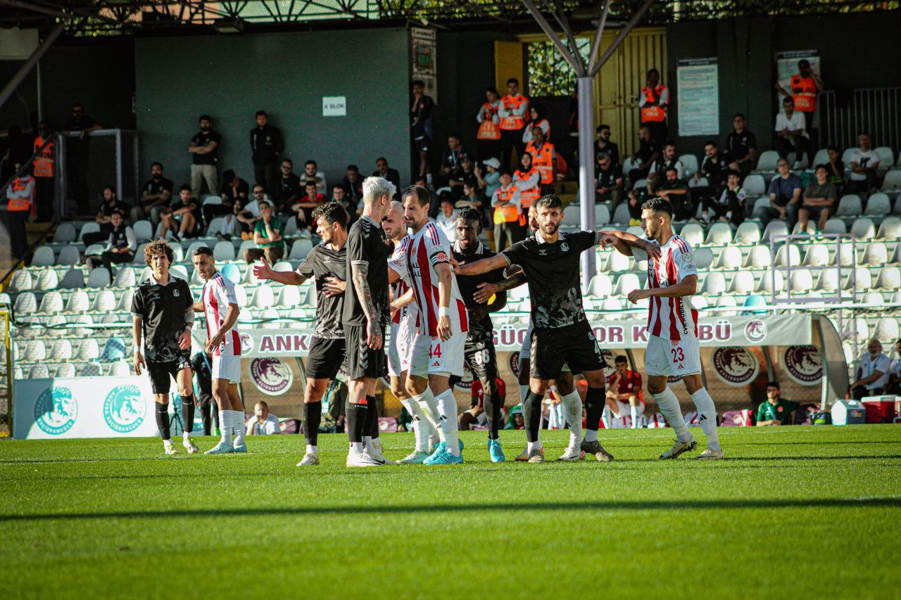 Sakaryaspor'un, Ümraniyespor Karşısında Şansı Yaver Gitmedi - Sayfa 8