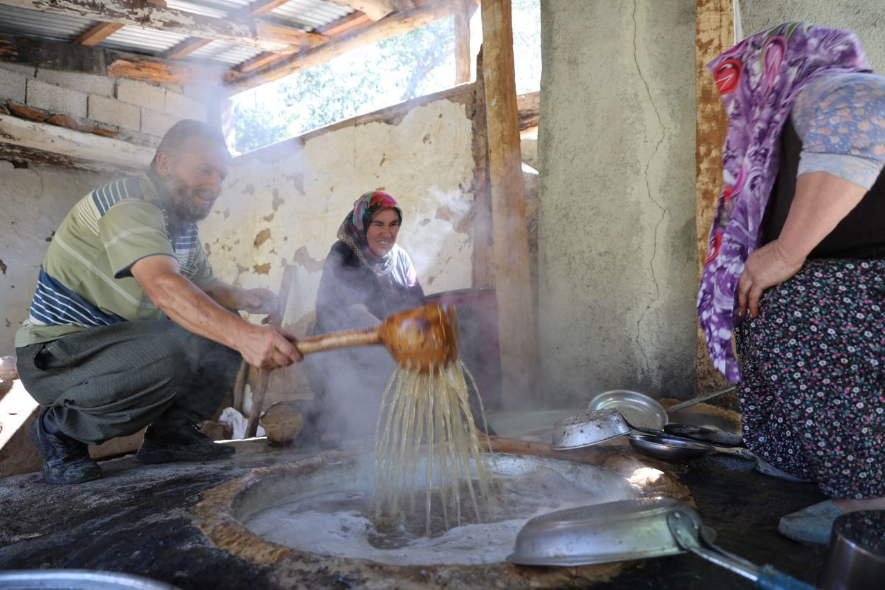 Bağ bozumu ve pekmezin zorlu mesaisi - Sayfa 5