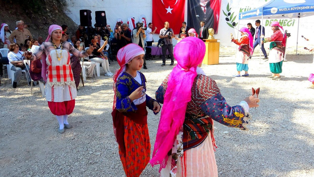 Göktepe'nin kadınları hamur leğenleriyle kültürlerine ritim katıyor - Sayfa 3