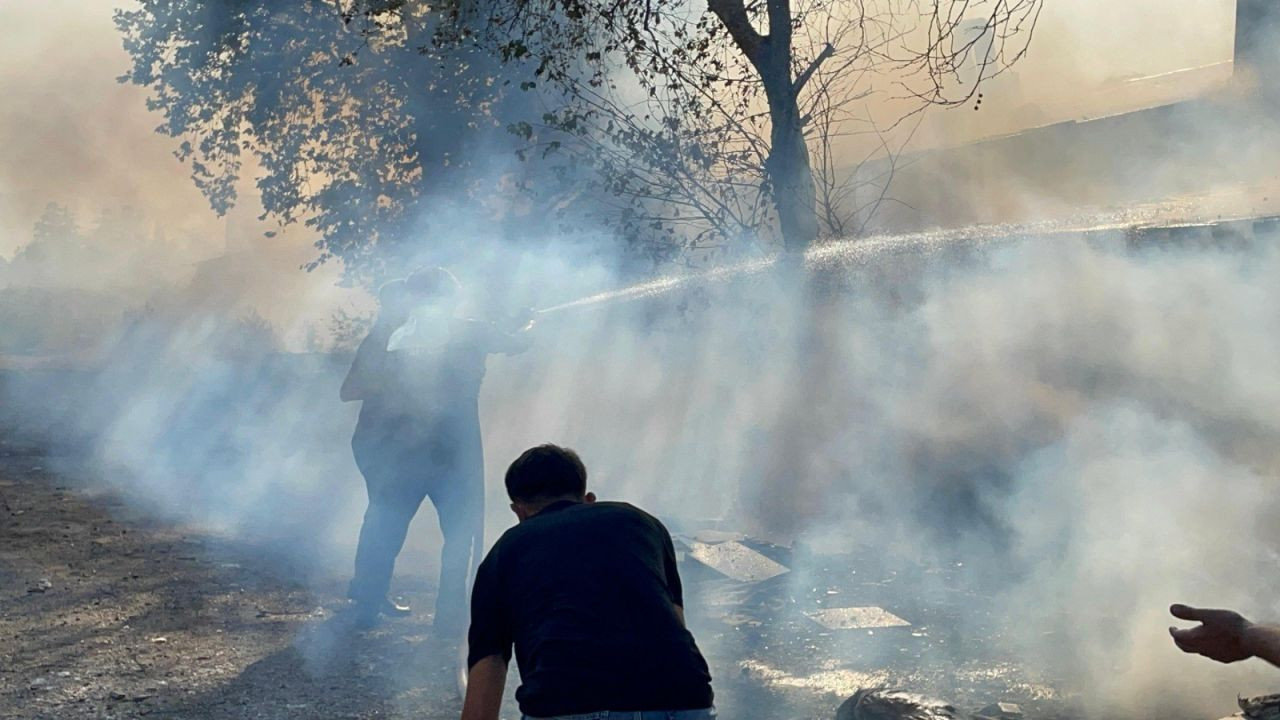 Boş binada başlayan yangın, atölyeye sıçradı - Sayfa 3