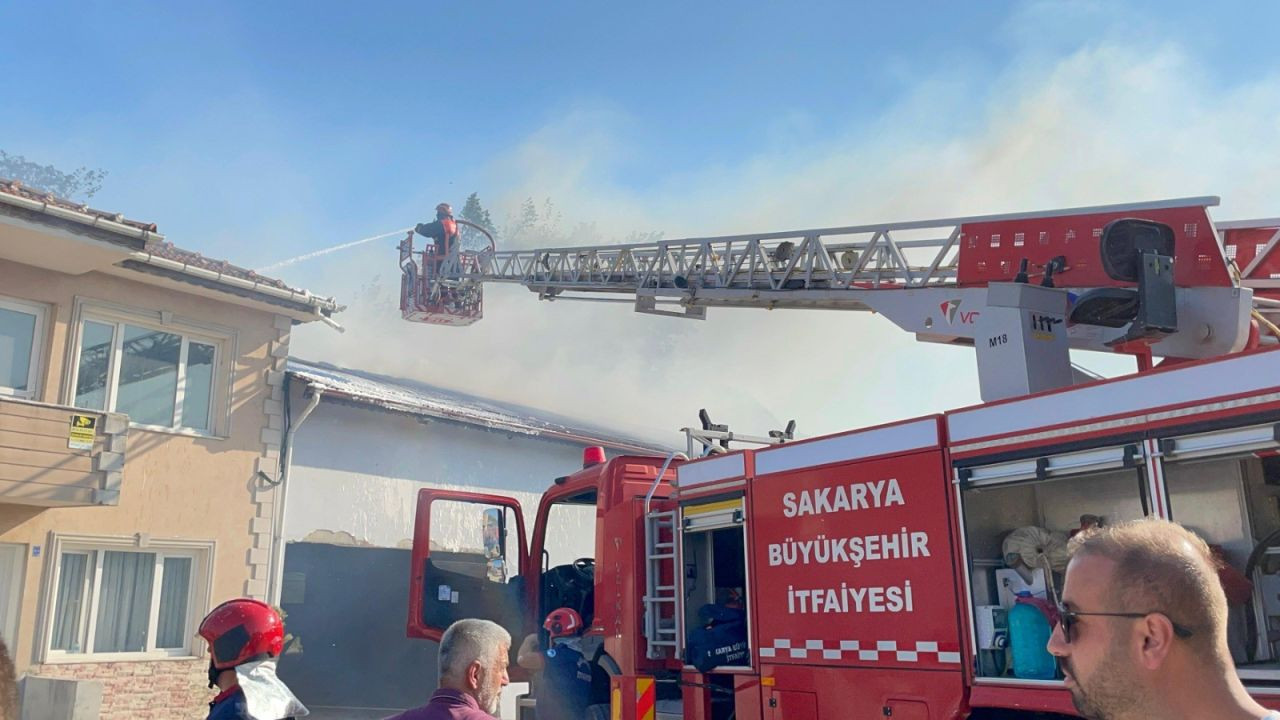 Boş binada başlayan yangın, atölyeye sıçradı - Sayfa 4