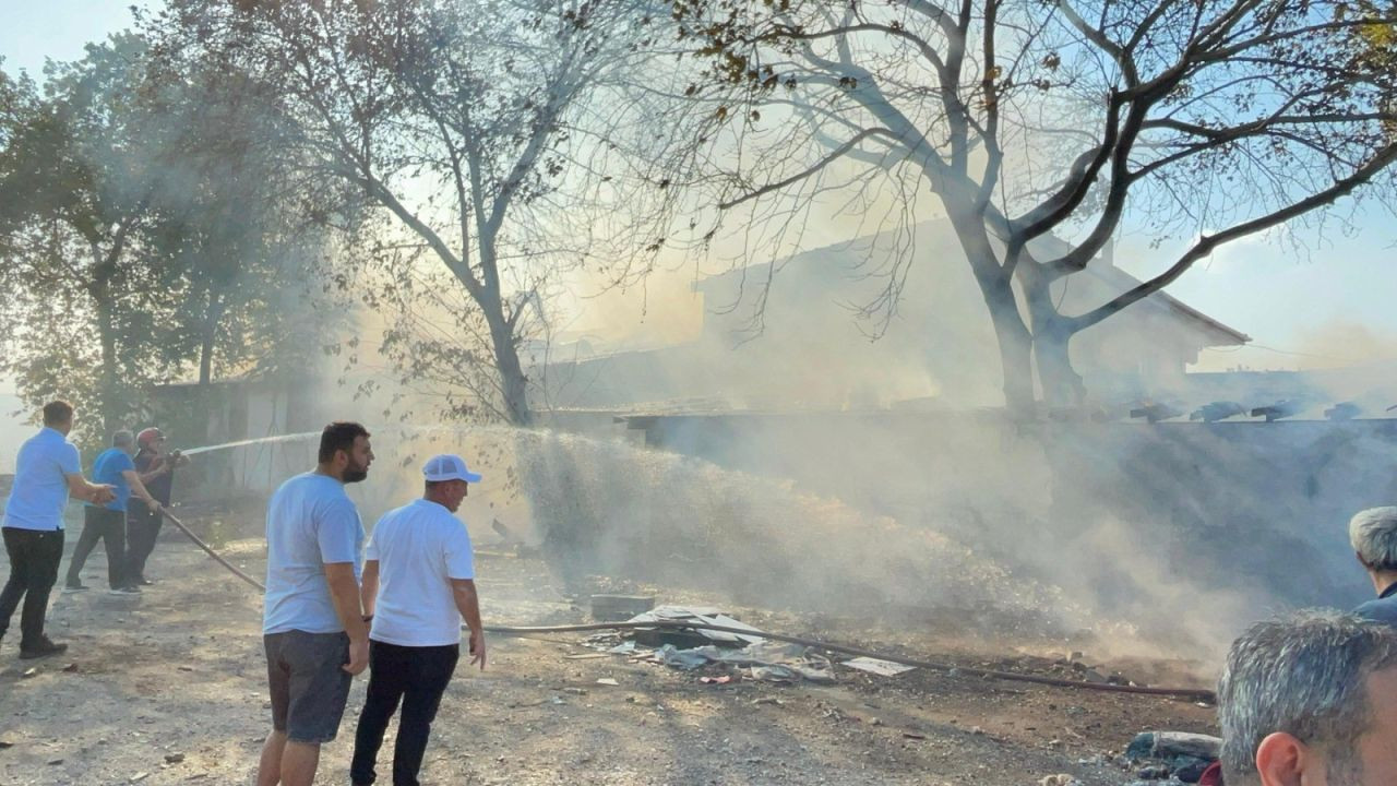 Boş binada başlayan yangın, atölyeye sıçradı - Sayfa 1