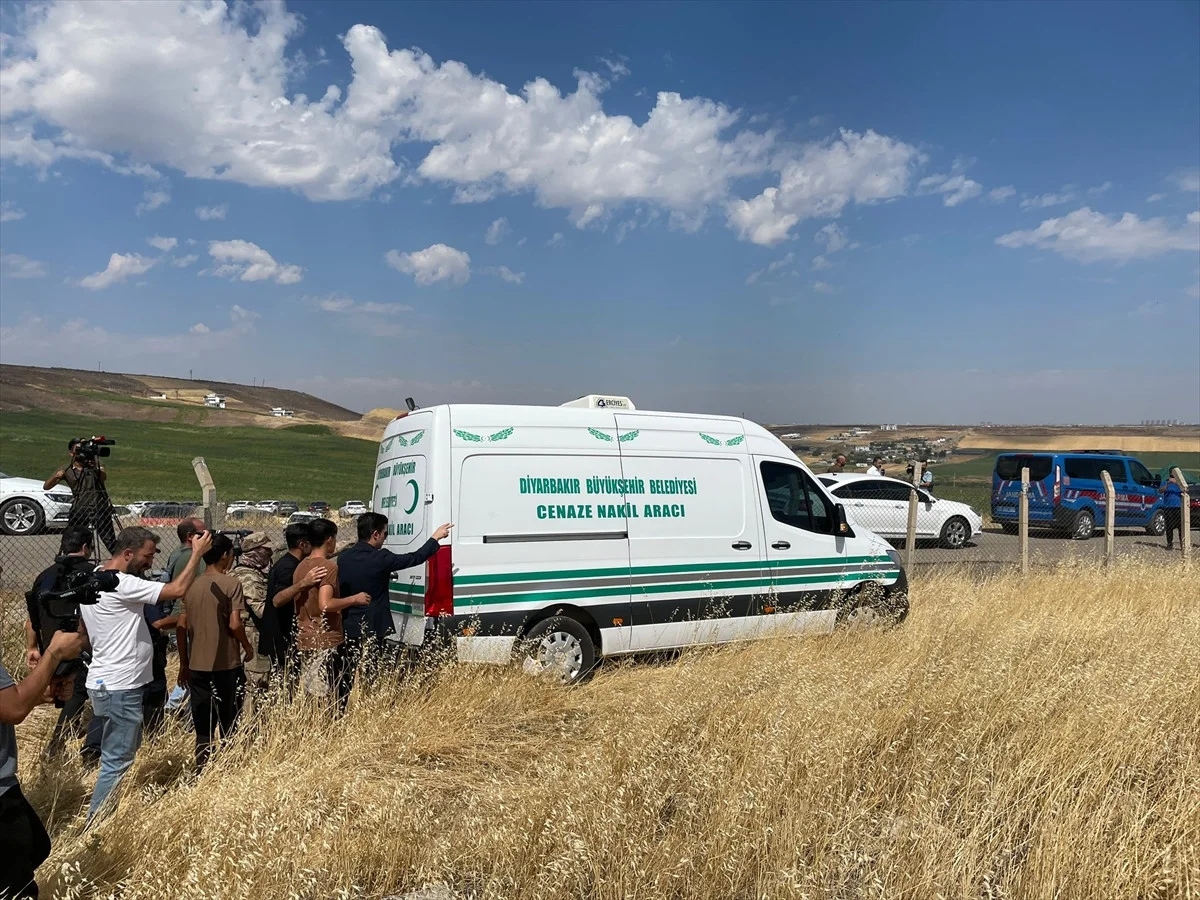 Narin Güran Cinayetinde Halı Şüphesi: Jandarma Araştırmaları Sürdürüyor - Sayfa 1