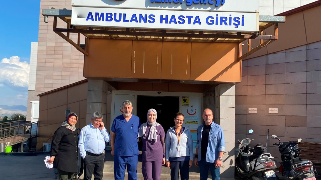 Doktor Kız, Sağlık Personeli Babasıyla Aynı Hastanede Göreve Başladı