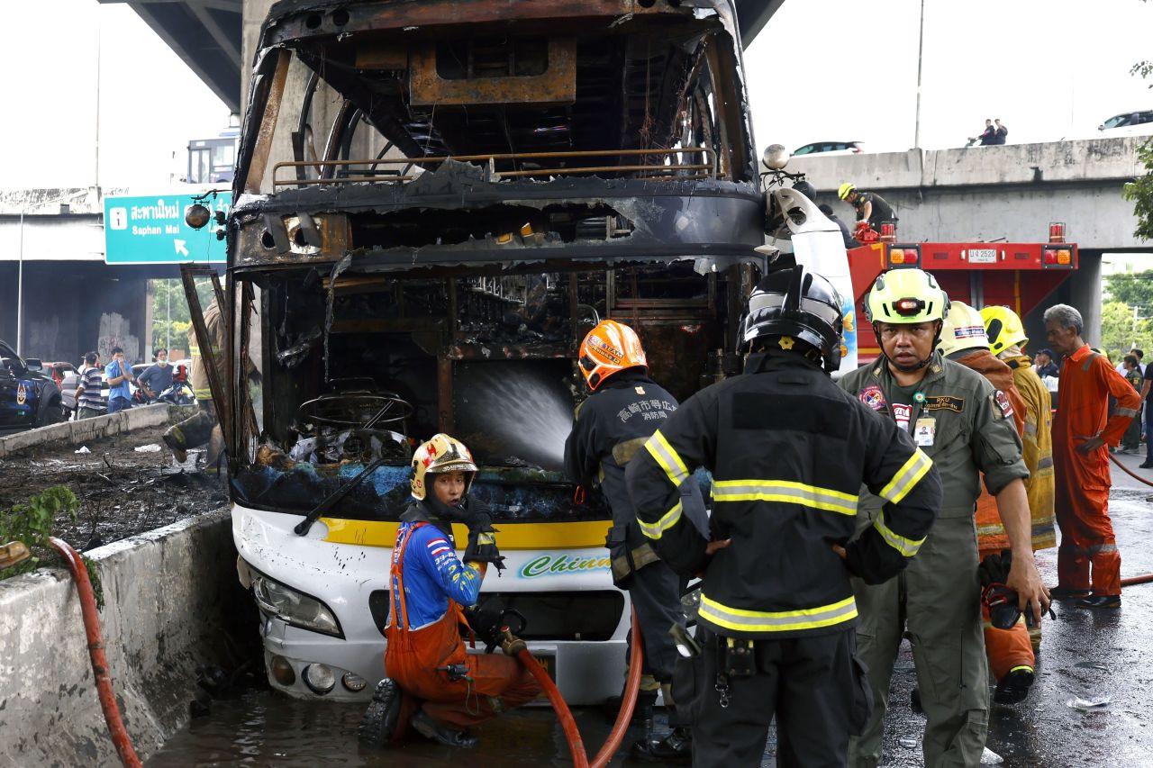 Tayland’da Okul Otobüsü Yandı: 20 Kişi Hayatını Kaybetti - Sayfa 6