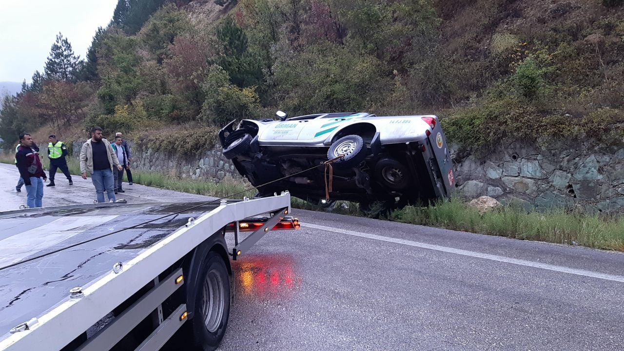 Bolu'da Pikap Kazası: 4 Yaralı, Trafik Durma Noktasına Geldi! - Sayfa 6