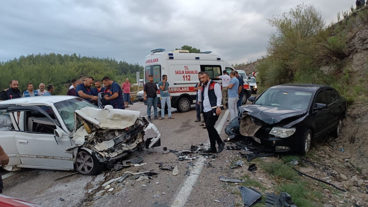 Osmaniye'de Kafa Kafaya Çarpışma: 1 Ölü, 1 Yaralı