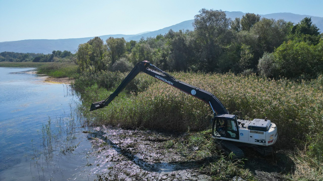 Sapanca Gölü’nde Yeni Temizlik Hamlesi: Göl Havzası Artık Büyükşehir’e Emanet