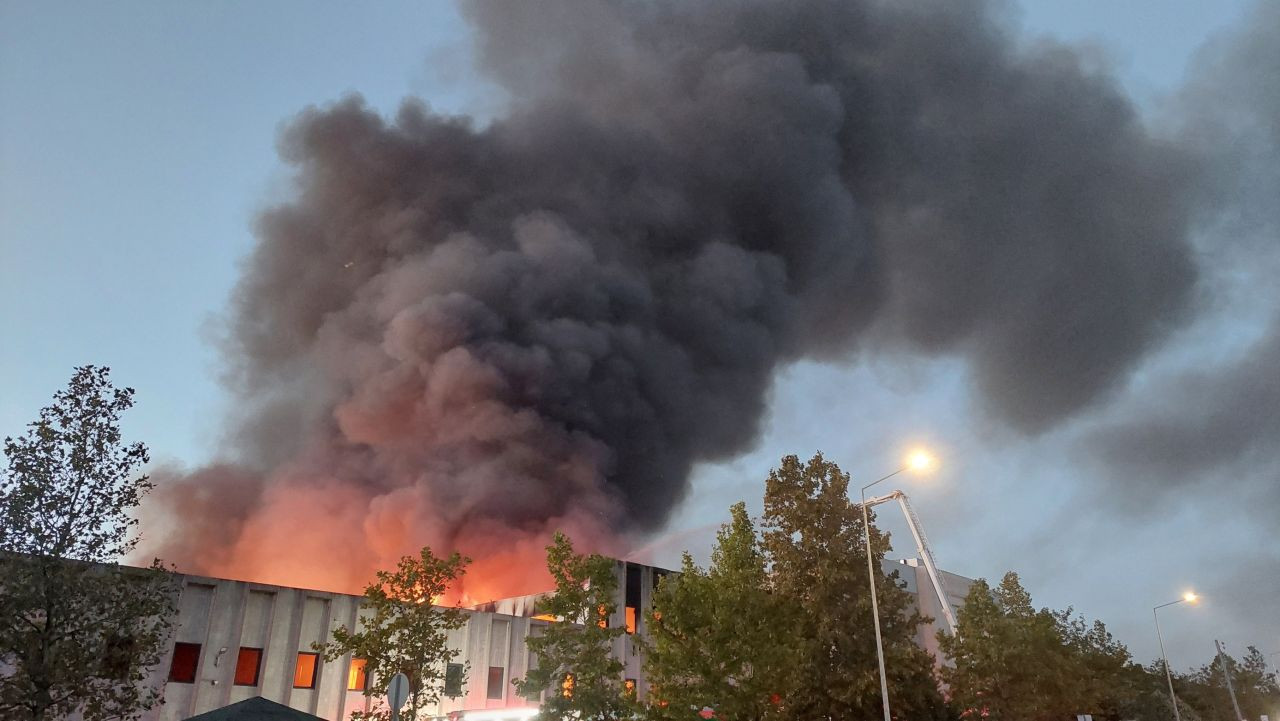 Tekirdağ'da Fabrika Yangını Yeniden Alevlendi! - Sayfa 3