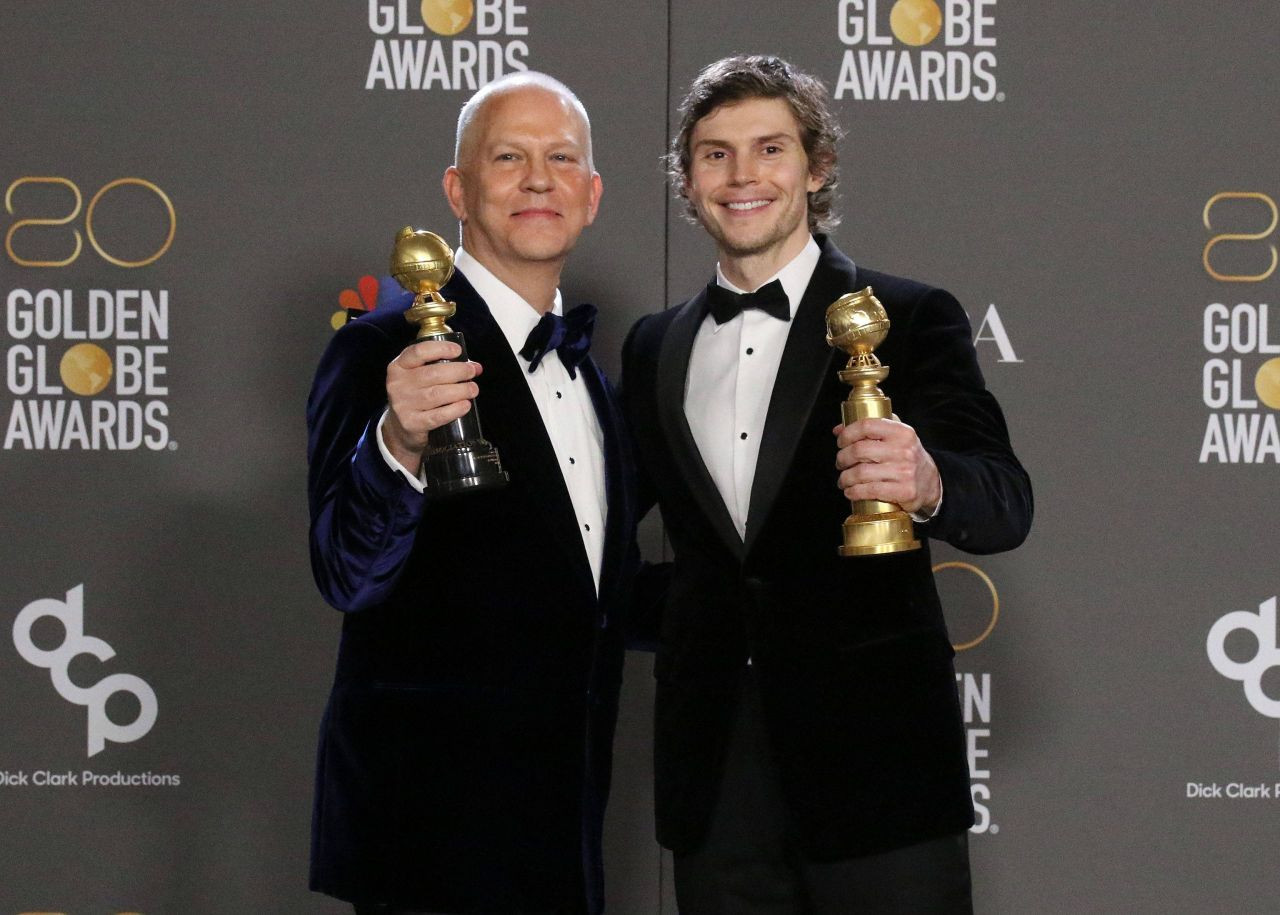 Ryan Murphy ve Evan Peters'in Yeni Dizisi Korkutucu Bir Hikaye Üzerine - Sayfa 2