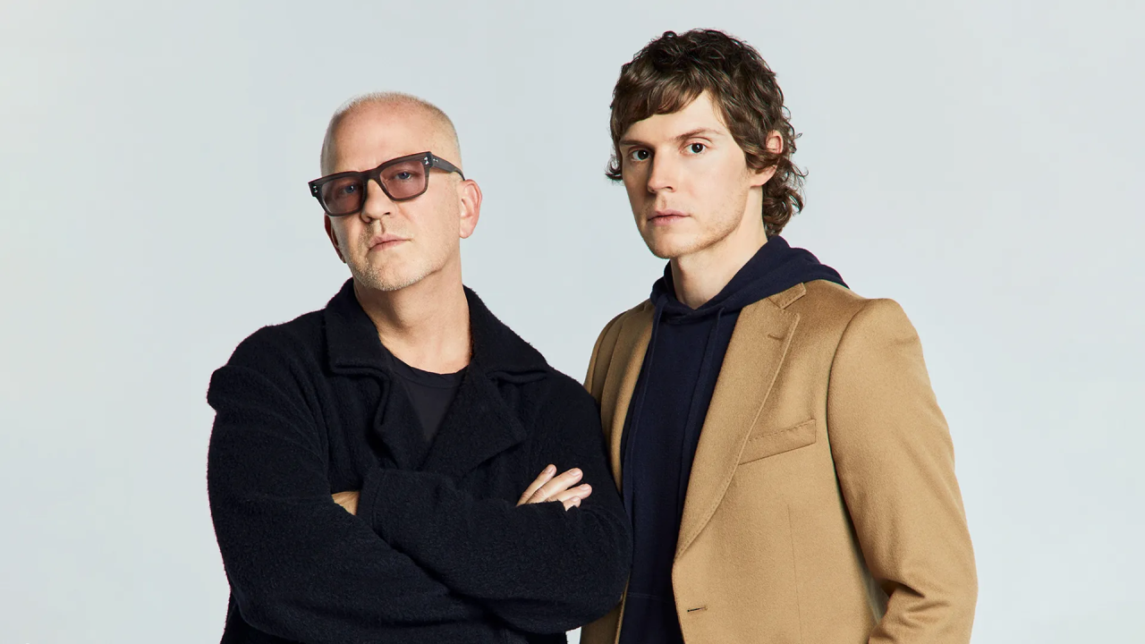 Ryan Murphy ve Evan Peters'in Yeni Dizisi Korkutucu Bir Hikaye Üzerine - Sayfa 5