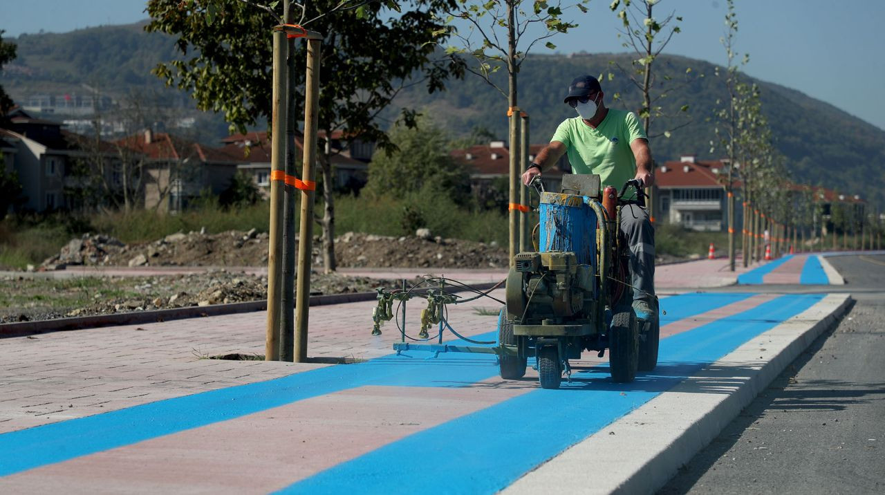 1. Cadde'ye 'Mavi' Dokunuş: Bisiklet Yolu Tamamlandı! - Sayfa 8