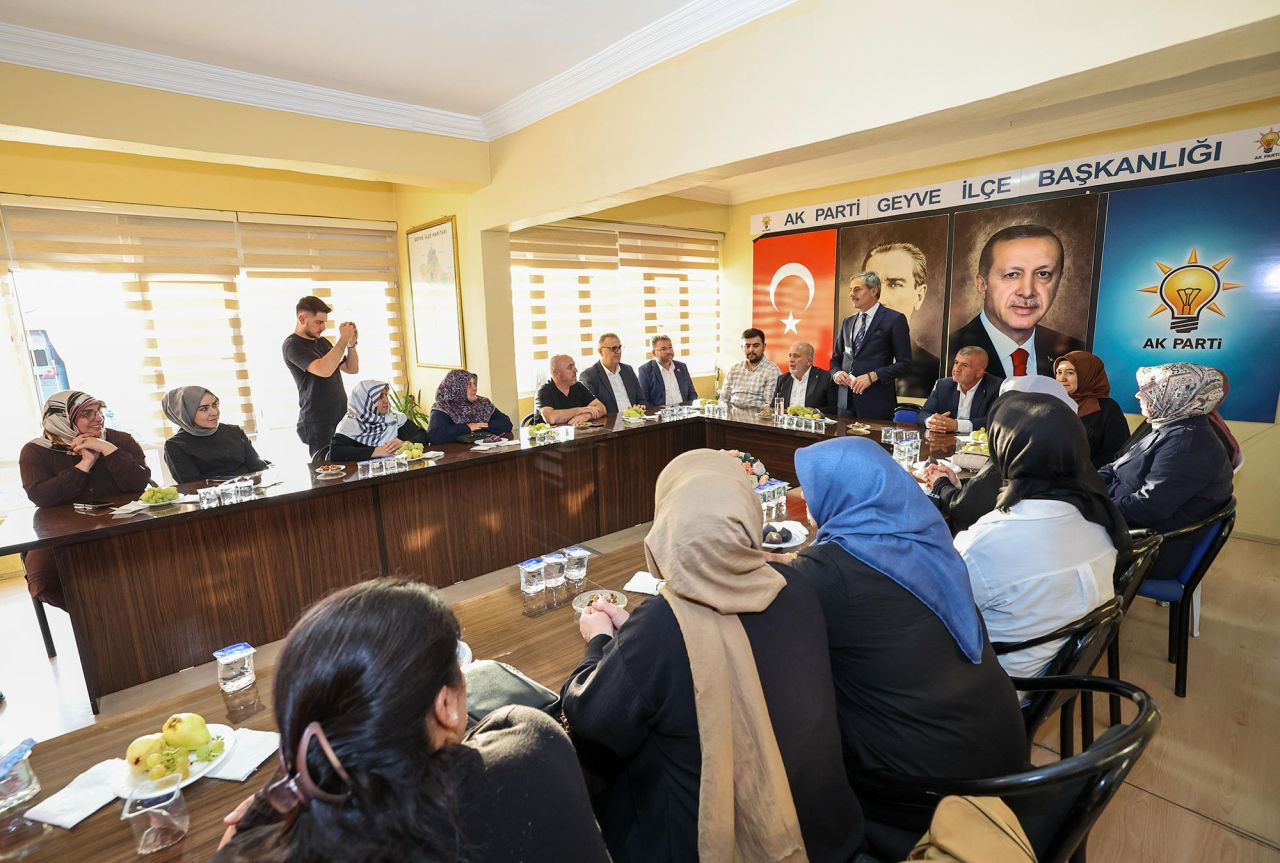 Başkan Alemdar' dan Geyve Ziyareti: 'Tek amacımız adil, eşit ve hakkaniyetli hizmet' - Sayfa 16