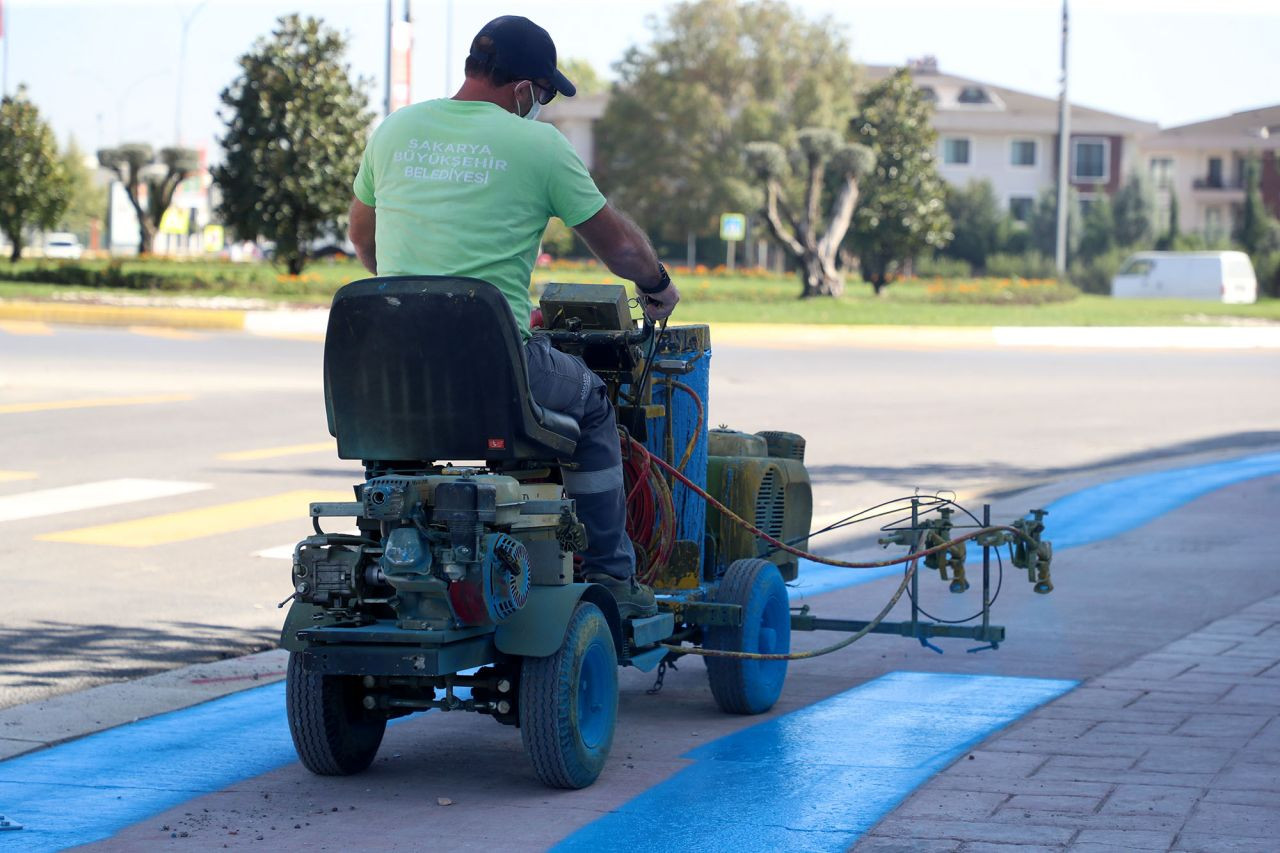 1. Cadde'ye 'Mavi' Dokunuş: Bisiklet Yolu Tamamlandı! - Sayfa 7