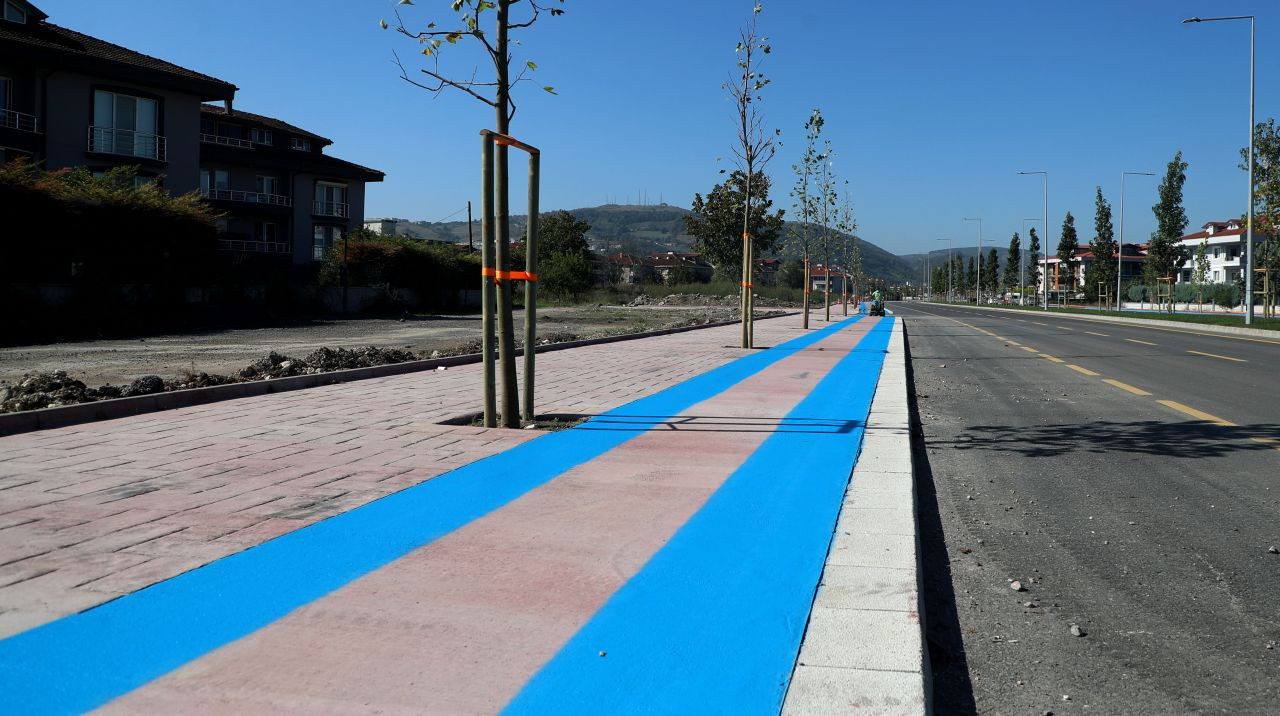 1. Cadde'ye 'Mavi' Dokunuş: Bisiklet Yolu Tamamlandı! - Sayfa 9