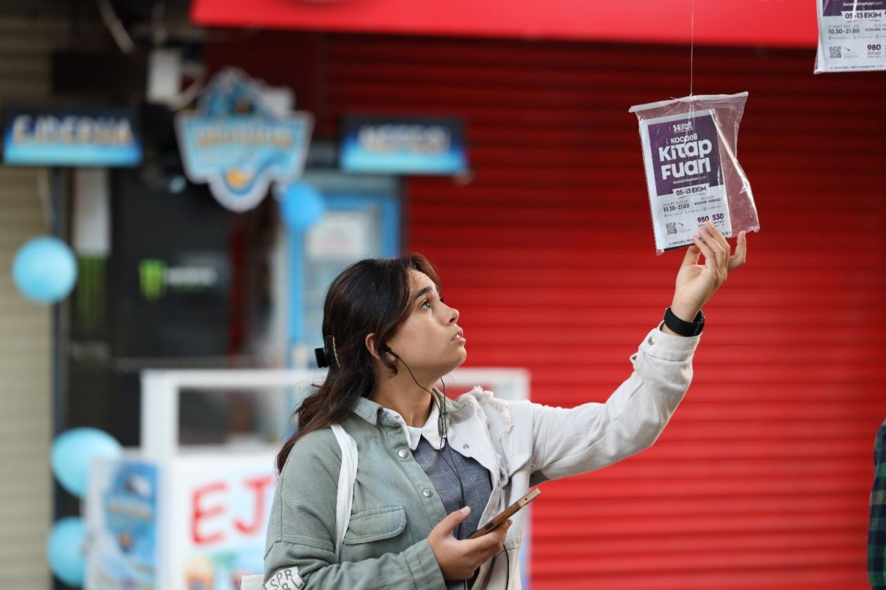 Asırlık çınarlar kitap açtı, 5 bin kitap 5 dakikada toplandı - Sayfa 6