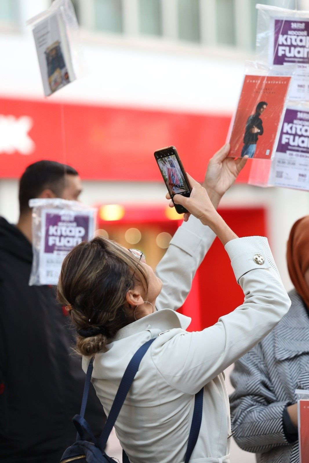 Asırlık çınarlar kitap açtı, 5 bin kitap 5 dakikada toplandı - Sayfa 2