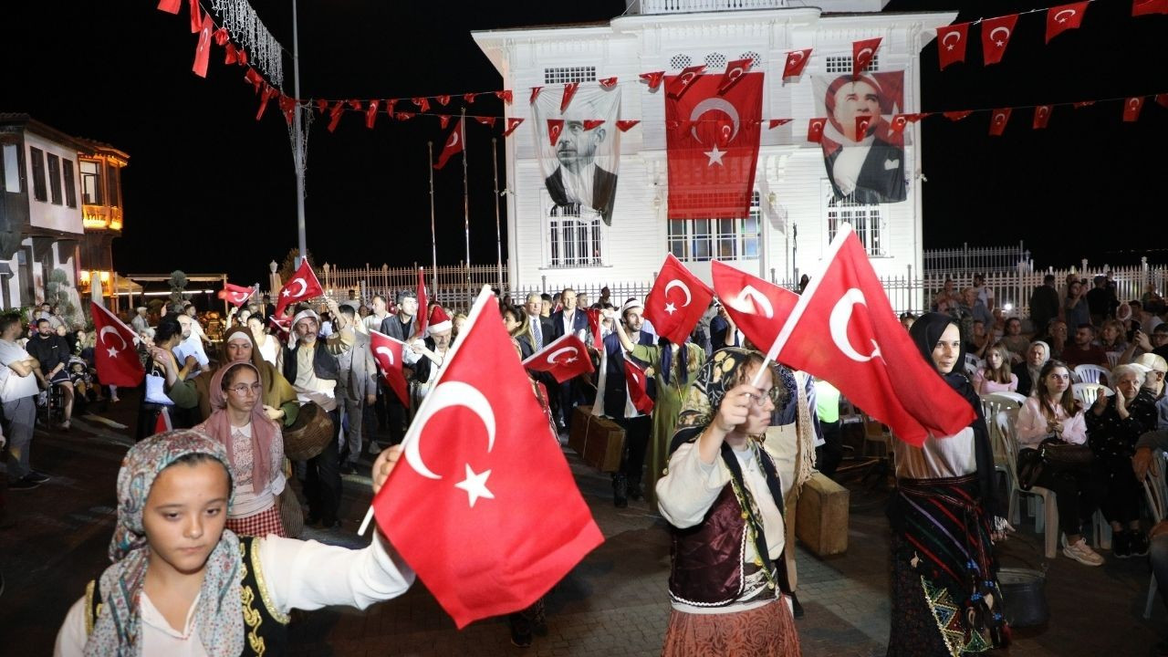 Mudanya sokaklarında tarih canlandı