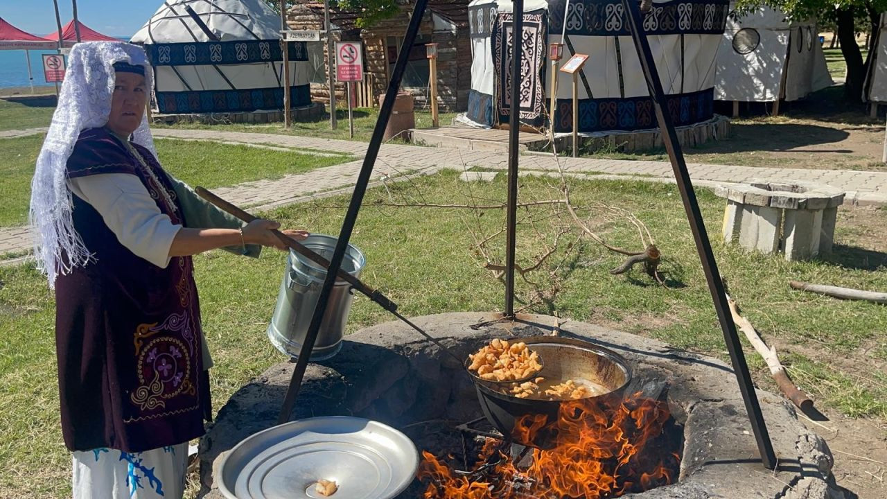 Türk kültürü  yöresel yemeklerle tanıtıldı - Sayfa 11