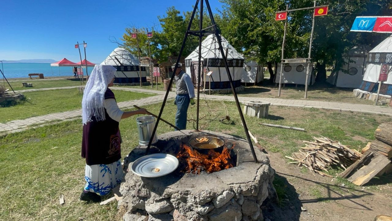 Türk kültürü  yöresel yemeklerle tanıtıldı - Sayfa 10