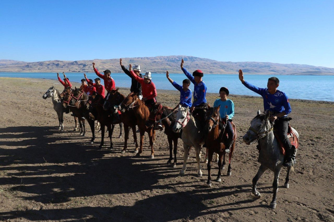 Türk kültürü  yöresel yemeklerle tanıtıldı - Sayfa 1