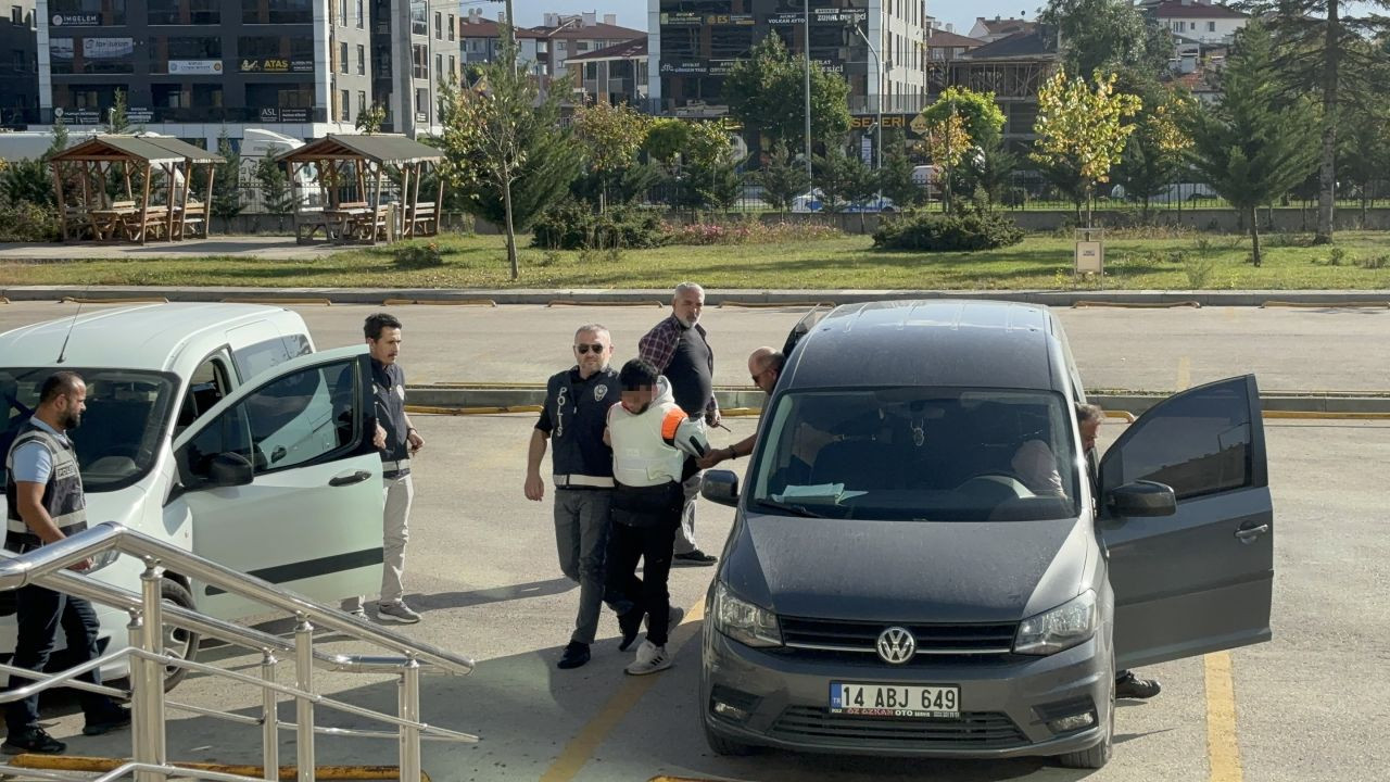 Bıçakla Tehdit Edip Gasp Eden Şahıs Adliyeye Sevk Edildi - Sayfa 2