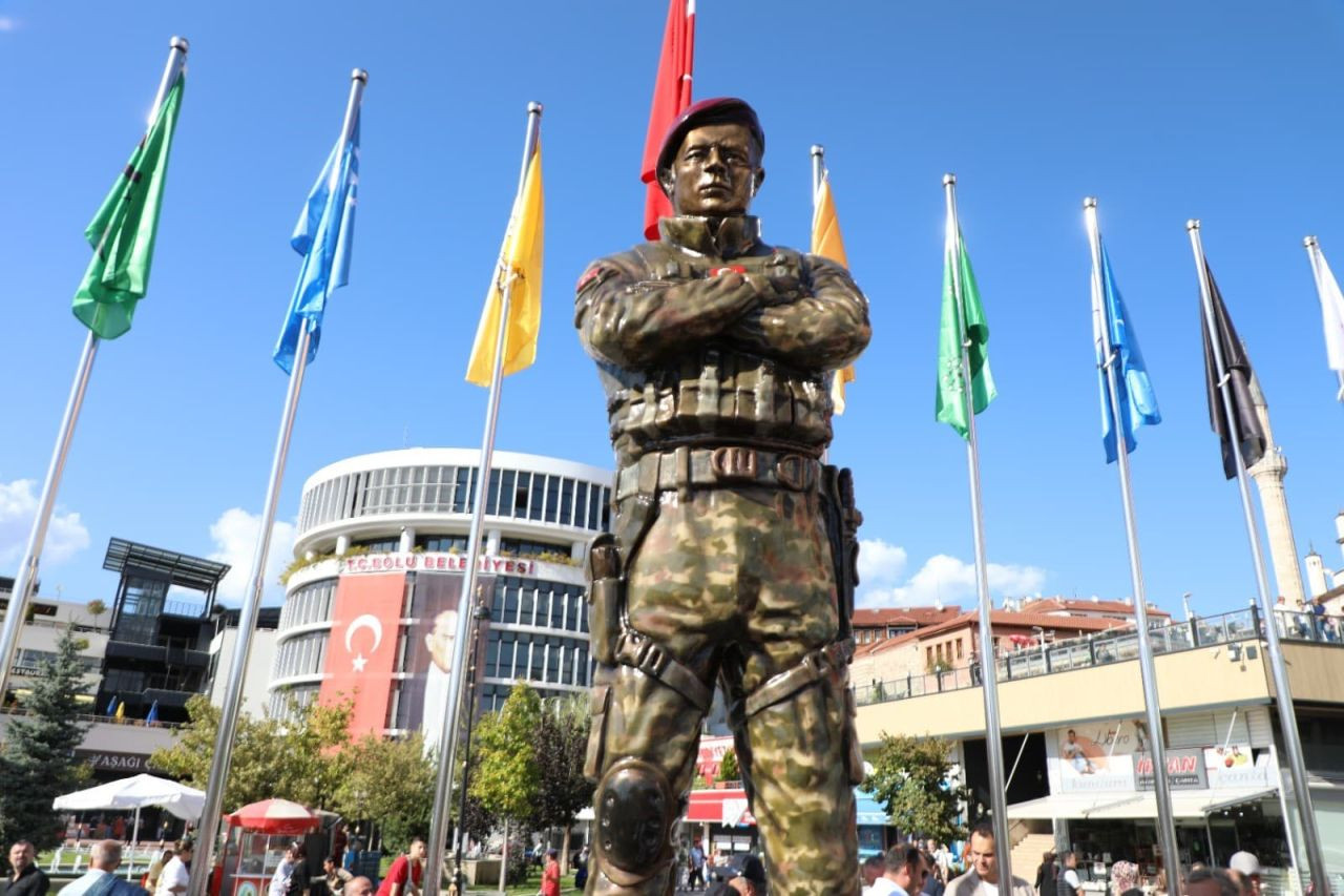 Bolu Belediyesi 147. Yılını İmaret Meydanı Açılışıyla Coşkuyla Kutladı - Sayfa 9