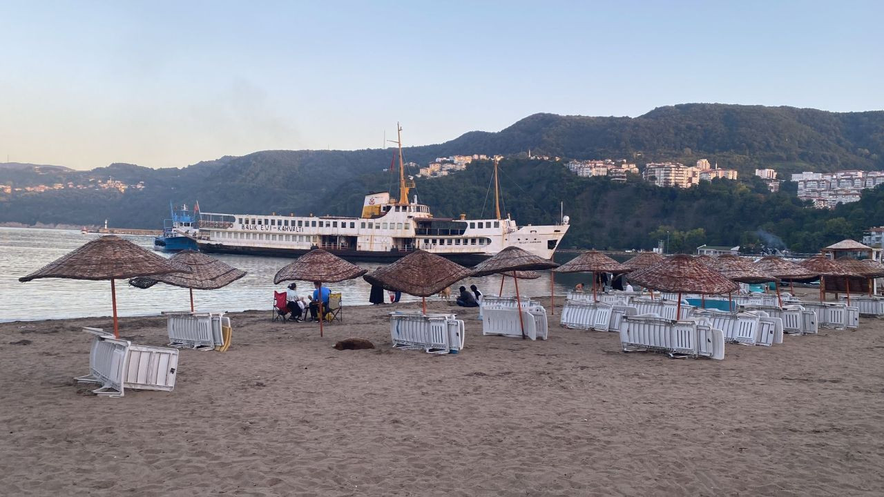 Amasra Limanı'nda Fırtına Nedeniyle Karaya Oturan Vapur Facianın Eşiğinden Döndü - Sayfa 4