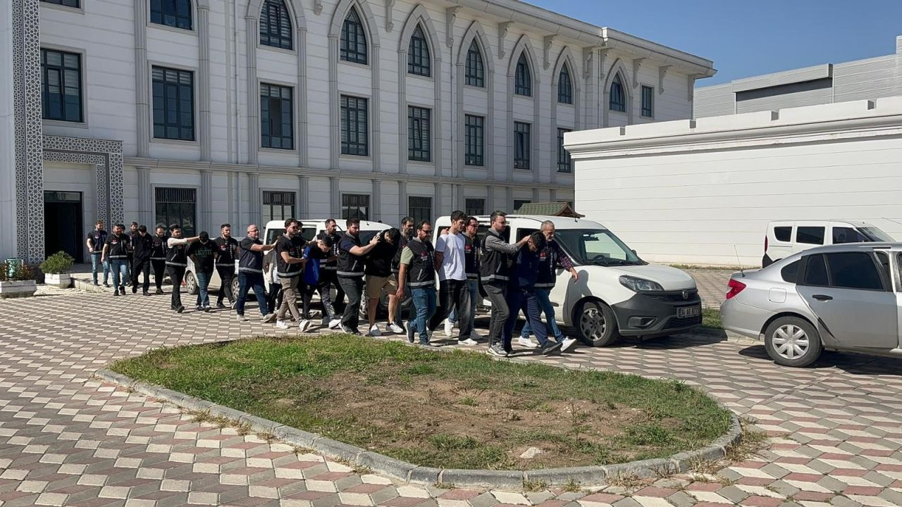 Eğlence Mekanı Baskınında Yakalanan Suçluların Geçmişi Şok Etti! - Sayfa 4