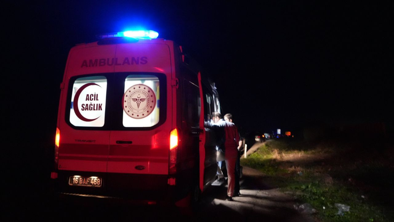 Bursa'da palet fabrikası yangınında yürekleri ısıtan görüntüler - Sayfa 1