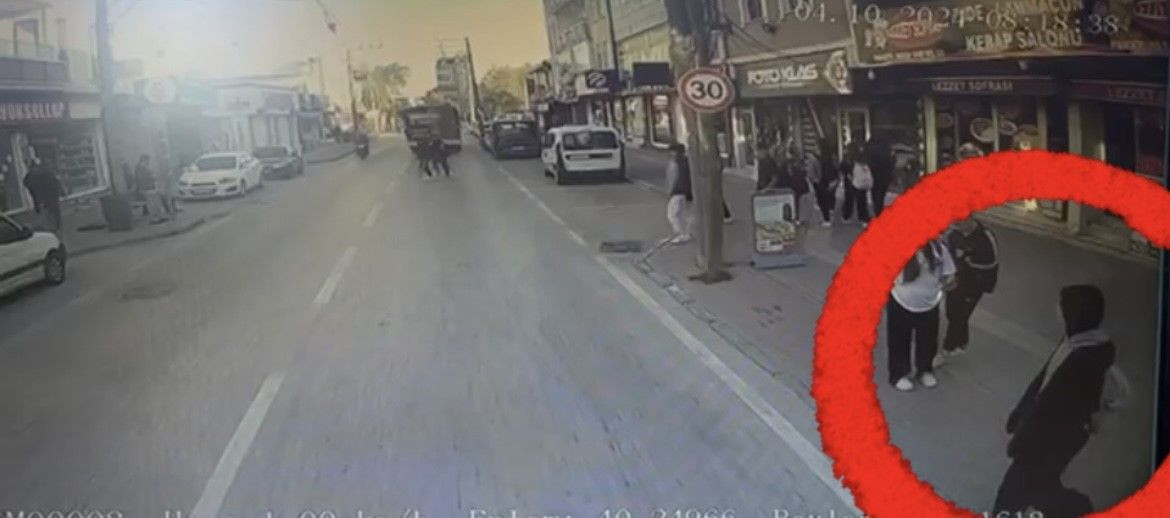 Karşıdan karşıya geçerken otobüsün altında kaldı: Kaza kamerada - Sayfa 4