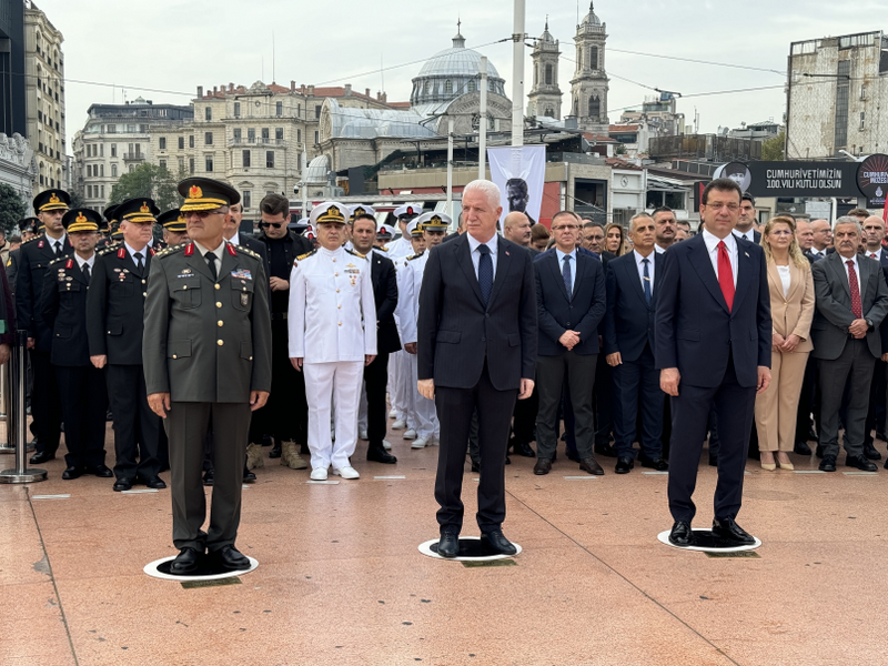 İstanbul’un kurtuluşunun 101. yıl dönümü Taksim’de kutlandı - Sayfa 2