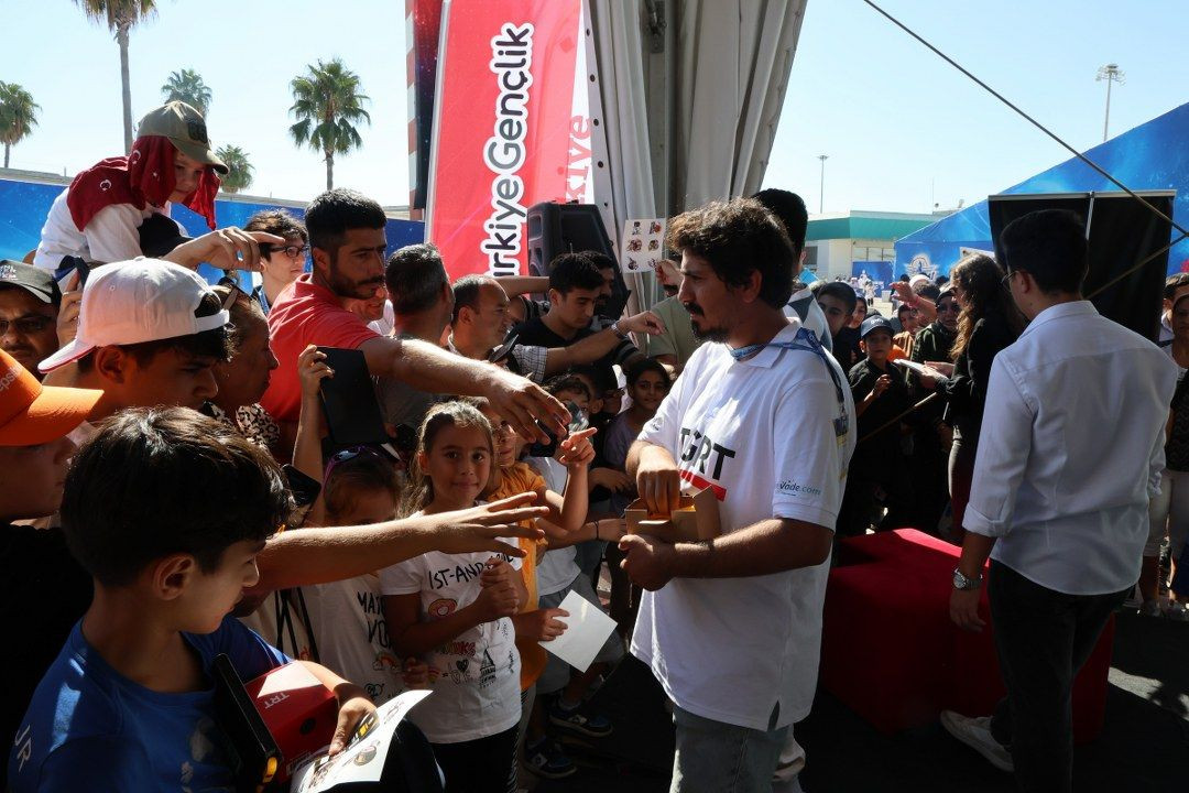 İhlas Dijital Varlıklar TEKNOFEST'e damga vurdu, binlerce hediye TEKNOFEST gençliğine dağıtıldı - Sayfa 6