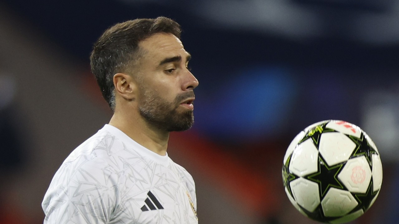 Real Madrid, sezonu kapatan Carvajal'ın sözleşmesini uzattı