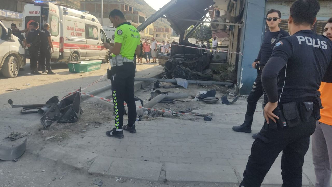 Otomobille çarpışan motosikletin sürücüsü öldü - Sayfa 6