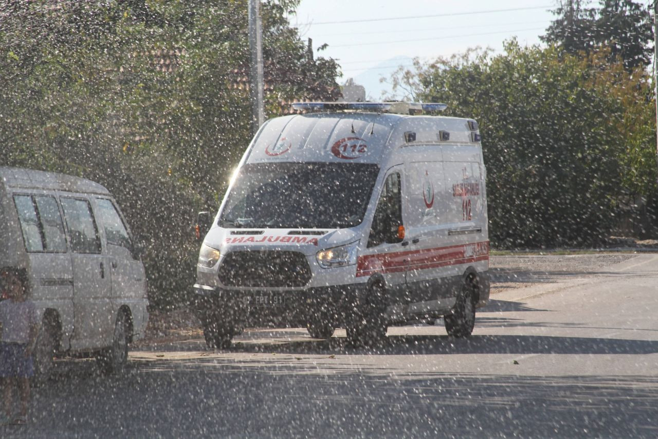 Antalya’da Müstakil Evde Çıkan Yangın Üst Katı Kül Etti! - Sayfa 4