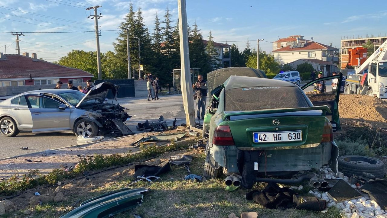 Konya’da İki Otomobil Çarpıştı: 4 Yaralı! - Sayfa 4