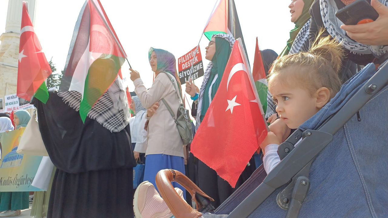 Düzce'de Çocuklardan Filistin'e Destek İçin 1 Kilometrelik Resim! - Sayfa 1