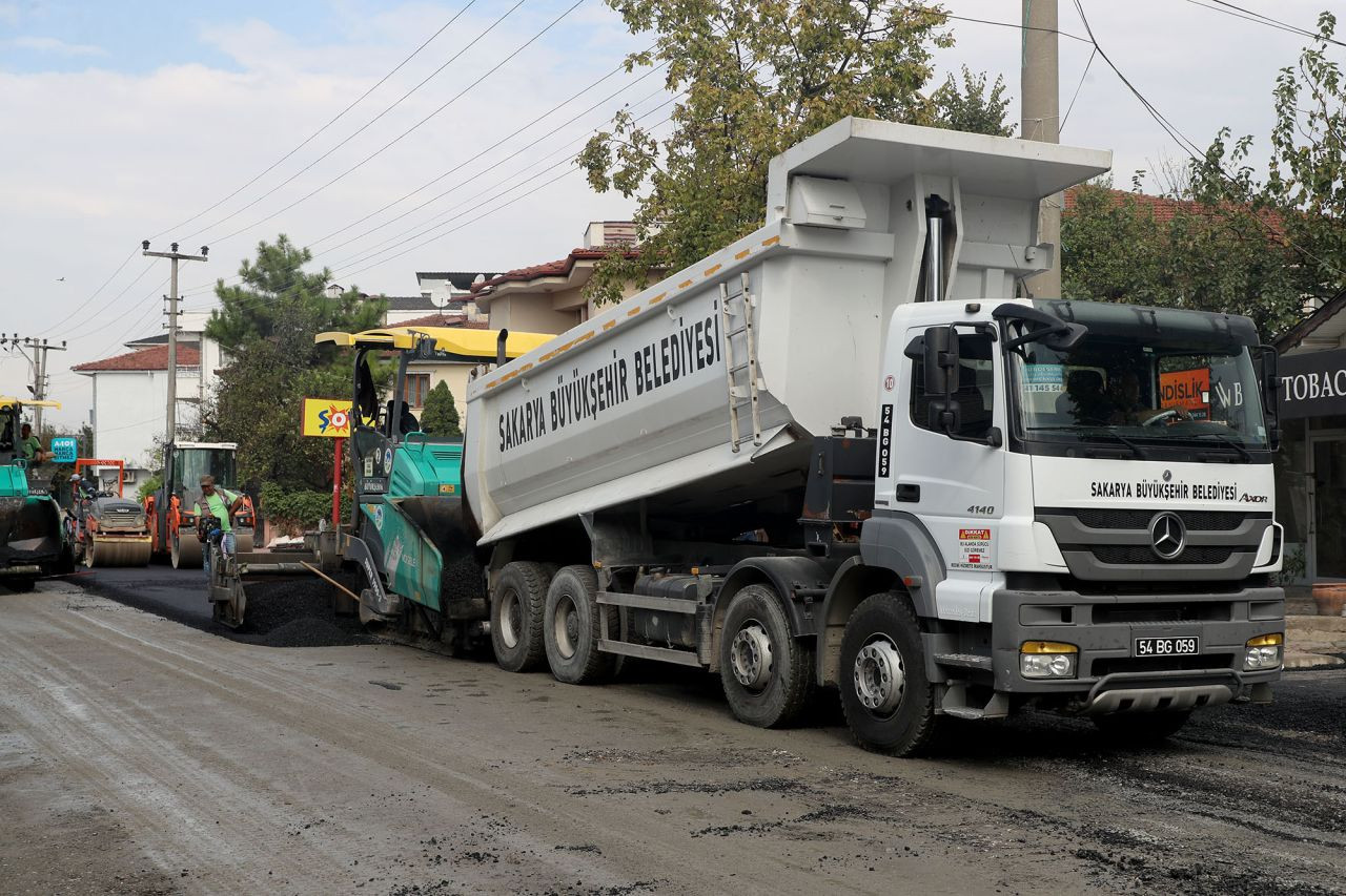 Büyükşehir, Küpçüler' de  ulaşım hatlarını yeniliyor - Sayfa 11