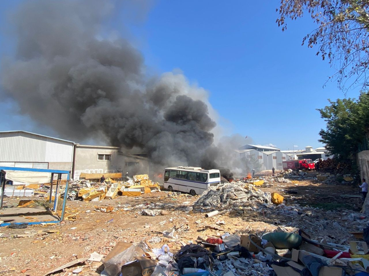 Antalya'da ki yangın korkuttu - Sayfa 1