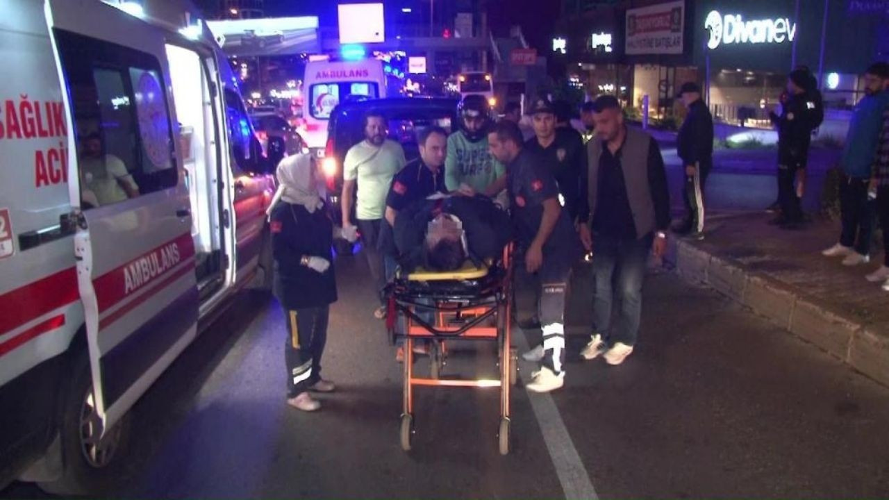 Maltepe'de Otomobil Motosiklete Çarptı, Sürücü Kaçtı!