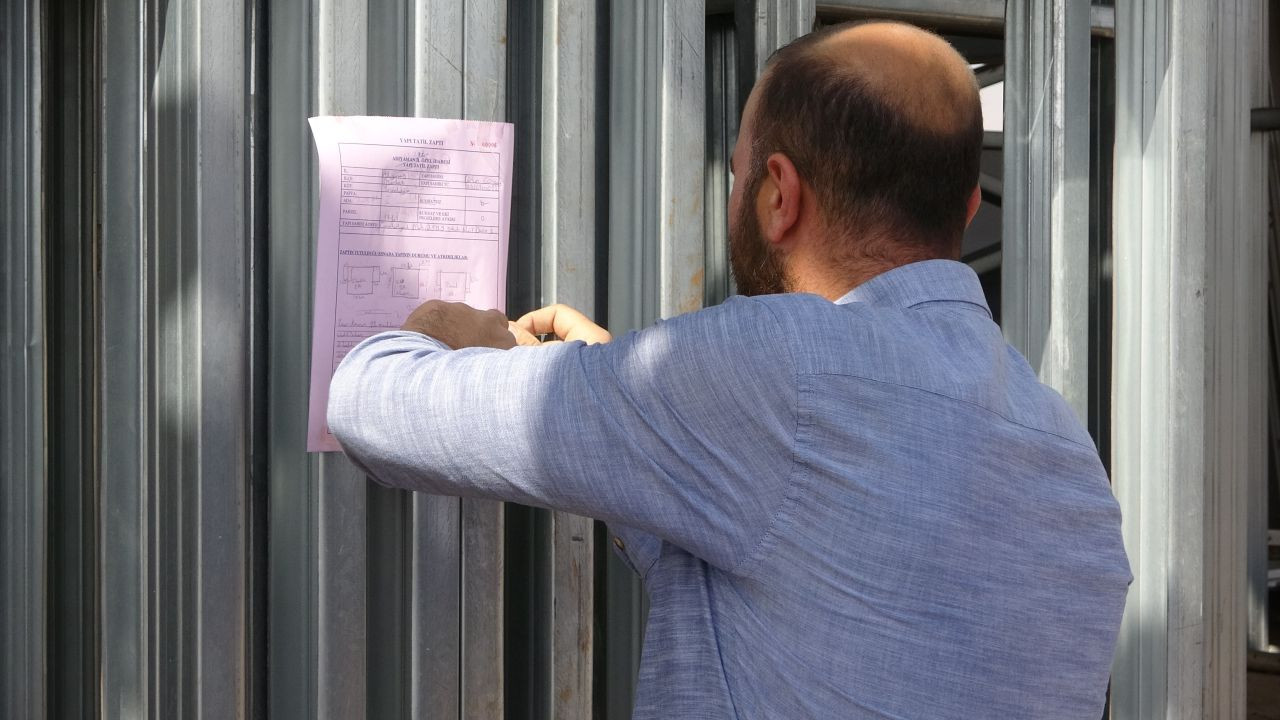 Tarım arazilerine yapılan bağ evlerinin inşaatı mühürlendi - Sayfa 1