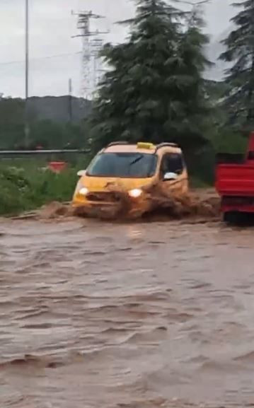 Artvin'in Hopa ve Arhavi ilçelerinde şiddetli yağışlar etkili oluyor - Sayfa 2