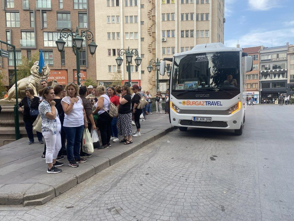 Eskişehir'e gelen turist kafilesi Porsuk Çayı'nı seyretmeye doyamadı - Sayfa 5