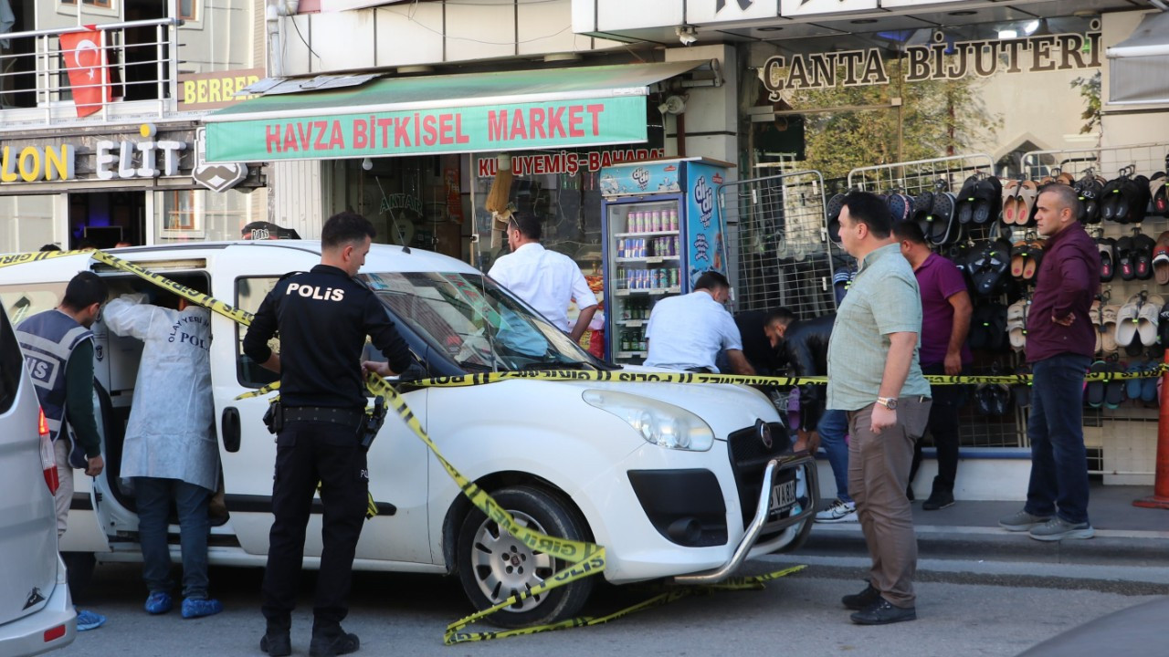 Samsun'da Emekli Polis Memuru Kendini Vurdu