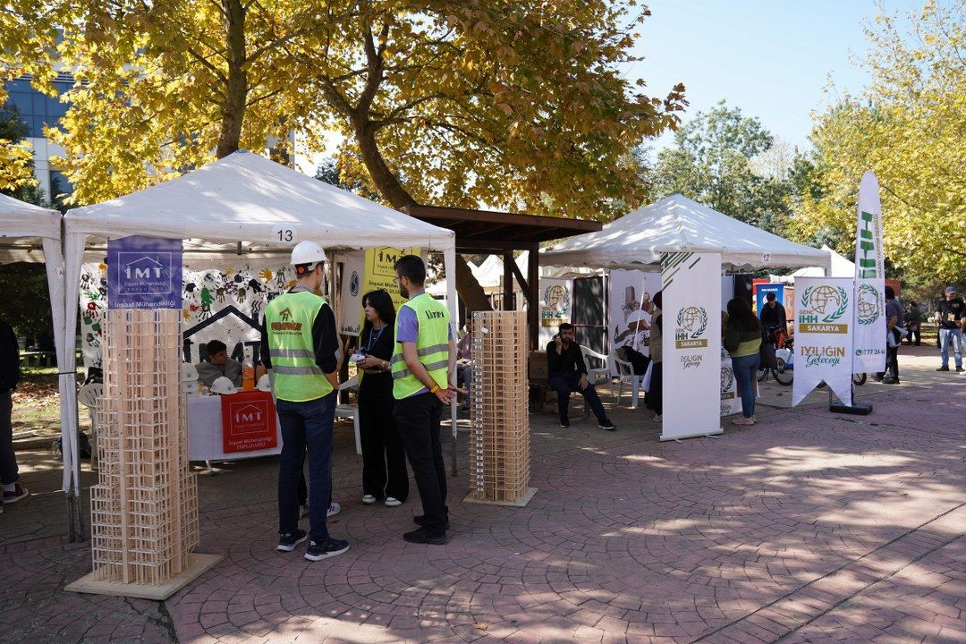 Sakarya Üniversitesinde Öğrenci Toplulukları Tanıtım Günleri Başladı! - Sayfa 4